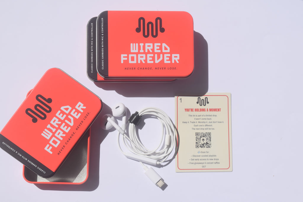 WiredForever – Classic Earbuds with USB C Connector (Compatible with Android & New iPhones 15, 15 Plus, 15 Pro, 15 Pro Max, 16 Series & 16e)